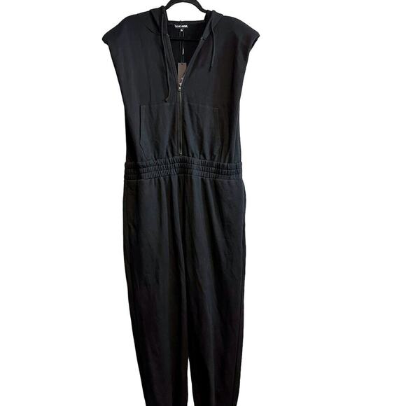 Fashion Nova Isabel Shoulder Pad Sweat Black Hooded Jogger Jumpsuit NWT Size 1X - Picture 1 of 13